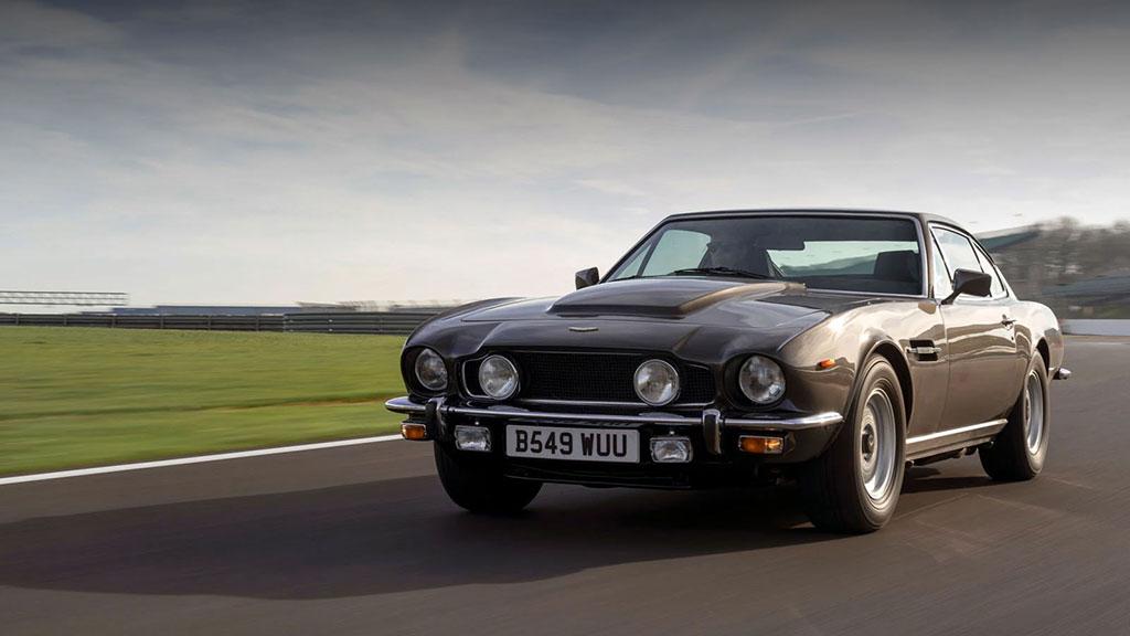 aston martin v8 vantage